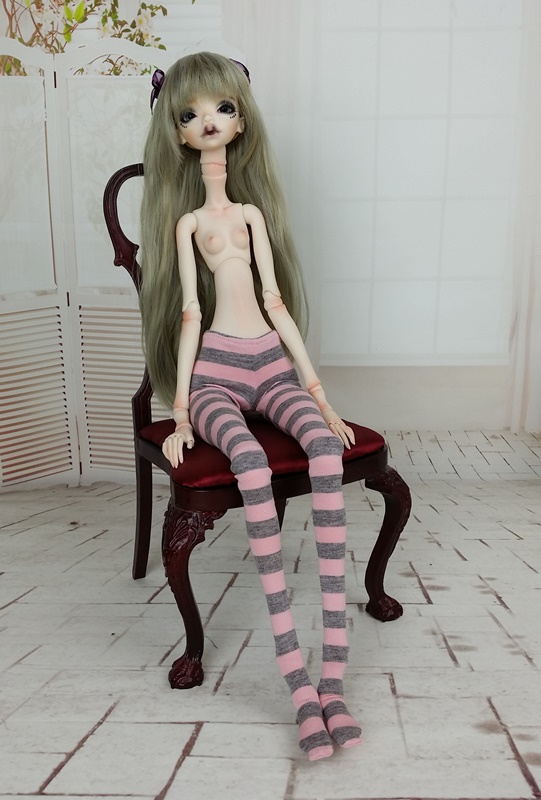 Doll Chateau Kid 07 striped tights